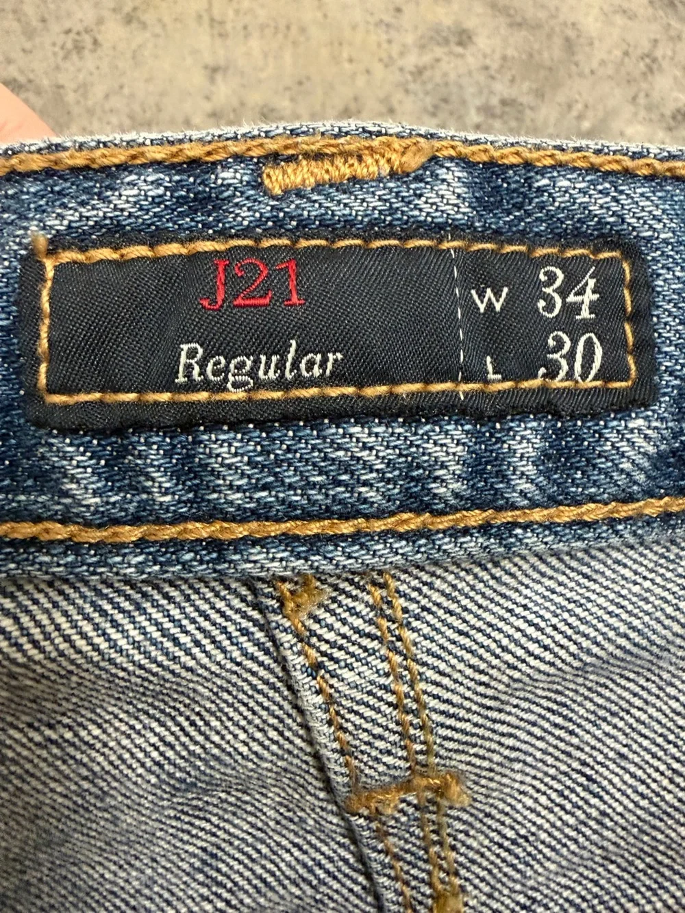 Armani Jeans Men's J21 Regular 34x30